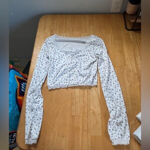 Size S womens Floral White crop top